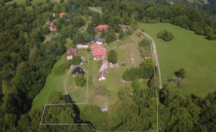 BEDES | Veľká usadlosť na samote pri lese, Valaská Belá – laz Púčkovci (7 500 m²) - fotografia 37
