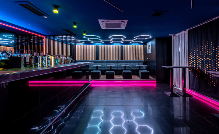 BEDES | Reštauračný priestor 270 m² po kompletnej rekonštrukcii, frekventovaná lokalita - fotografia 18