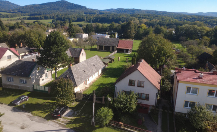 BEDES | Atraktívny pozemok vhodný na výstavbu v obci Poluvsie, 2698m2 - fotografia 7