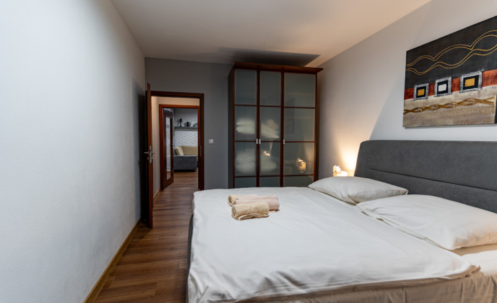 BEDES | Investičný 2i apartmán so súkromným detským ihriskom - fotografia 13