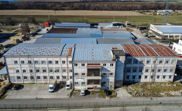 BEDES | Samostatný prevádzkový priestor, 432m², Pravenec - fotografia 3