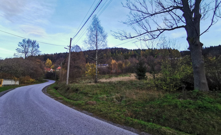 BEDES | pozemok pre výstavbu RD, 901m2, Handlová – N. Lehota - fotografia 1