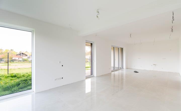 BEDES | 4izb. novostavba182m2, pozemok 659m2, 3x terasa, garáž - fotografia 7
