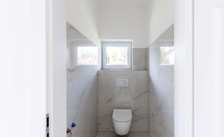 BEDES | 4izb. novostavba182m2, pozemok 659m2, 3x terasa, garáž - fotografia 17
