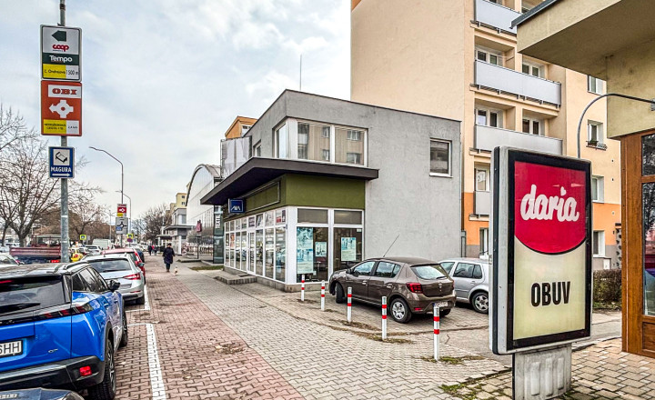 BEDES | Komerčné priestory s vysokou viditeľnosťou na Bojnickej ceste, 50m2 - fotografia 6