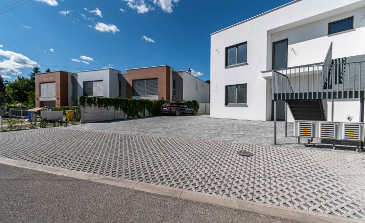 BEDES | 3 izbový byt v novostavbe, terasa, 2x vyhradený parking