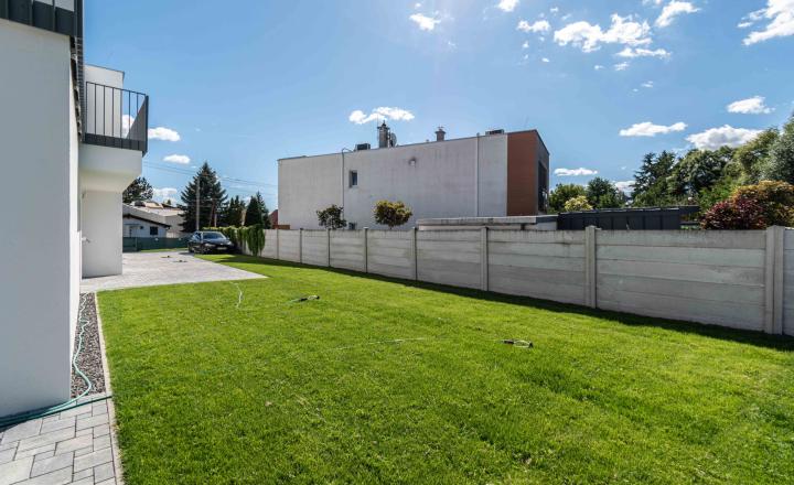 BEDES | 4 izbový mezonet v novostavbe, vlastný pozemok, 2x vyhradené parkovanie - fotografia 32