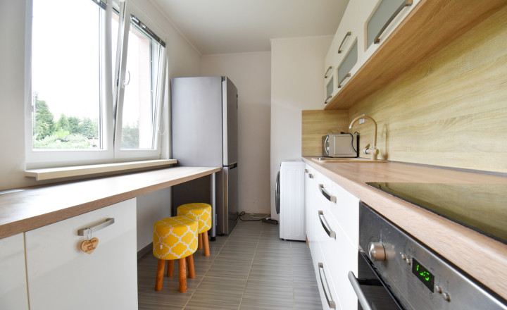 Prenájom – 2 izbový byt, 58m2, balkón, plne zariadený - fotografia 3