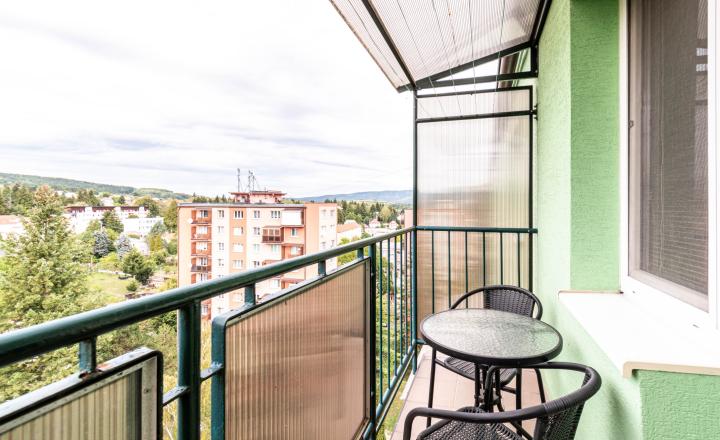 BEDES | Luxusný 3 izbový byt, balkón, panoramatický výhľad - fotografia 9