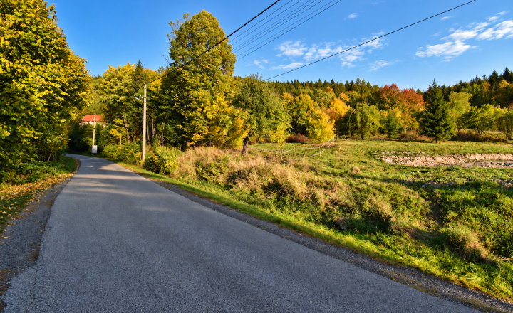 BEDES | pozemok pre výstavbu RD, 901m2, Handlová – N. Lehota - fotografia 1