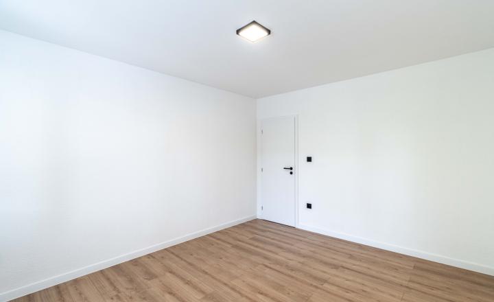 BEDES | Veľkometrážny 3 izbový byt, kompletná rekonštrukcia, walk-in šatník - fotografia 19