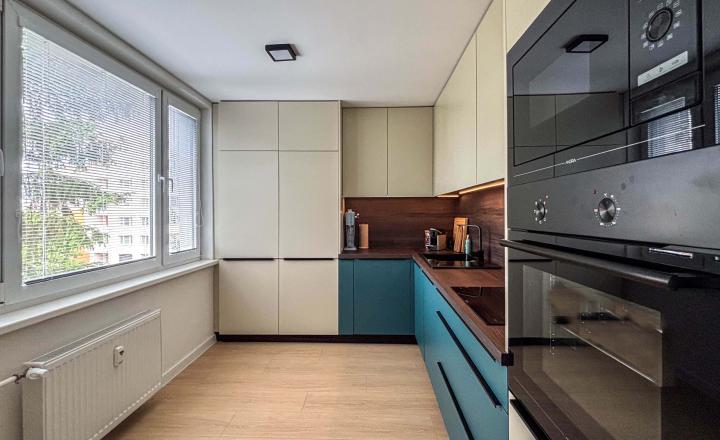 BEDES | Veľkometrážny 3 izbový byt, kompletná rekonštrukcia, walk-in šatník - fotografia 3