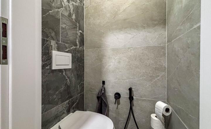 BEDES | Veľkometrážny 3 izbový byt, kompletná rekonštrukcia, walk-in šatník - fotografia 12