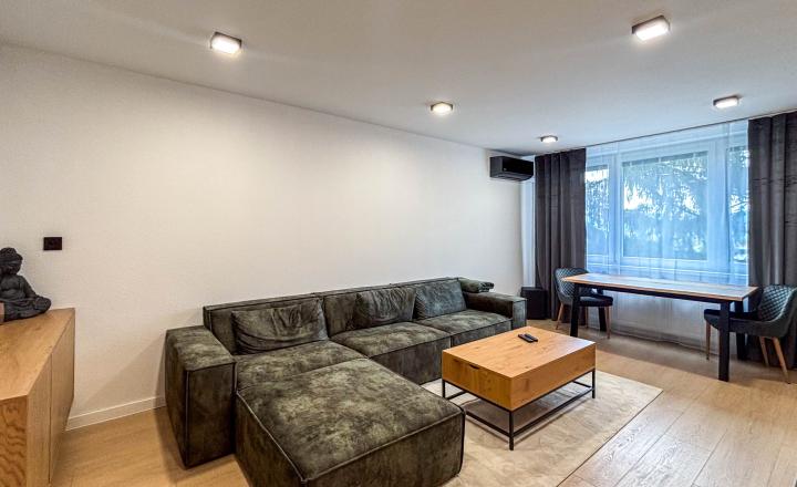 BEDES | Veľkometrážny 3 izbový byt, kompletná rekonštrukcia, walk-in šatník - fotografia 1