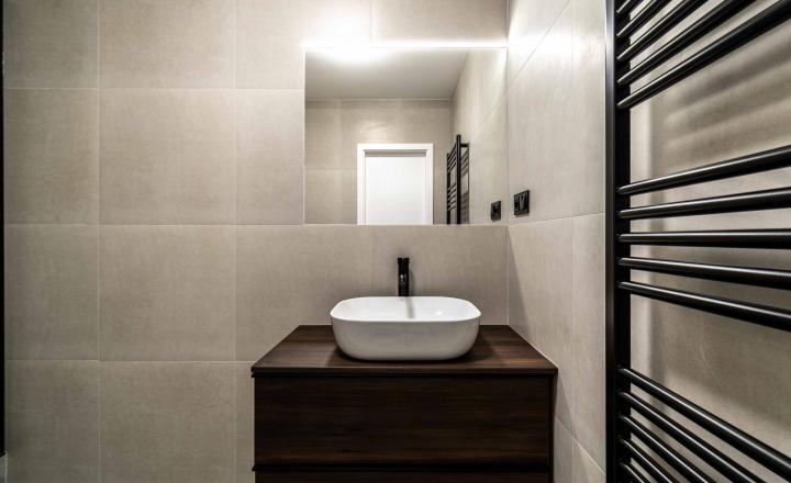 BEDES | Veľkometrážny 3 izbový byt, kompletná rekonštrukcia, walk-in šatník - fotografia 8