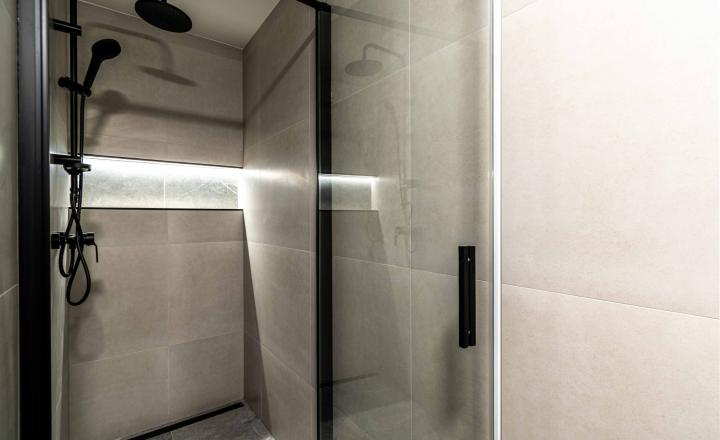 BEDES | Veľkometrážny 3 izbový byt, kompletná rekonštrukcia, walk-in šatník - fotografia 9