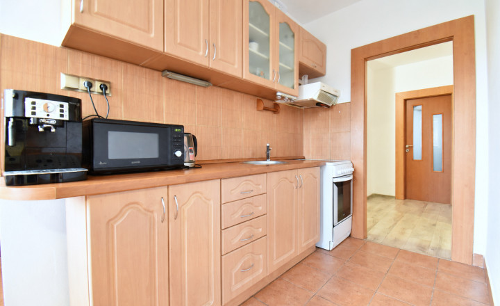 BEDES | Prenájom 2 izbový byt, 63m2, balkón, zariadený, MC - Handlová - fotografia 3