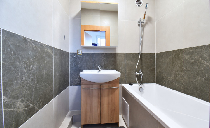 BEDES | Prenájom 2 izbový byt, 63m2, balkón, zariadený, MC - Handlová - fotografia 6