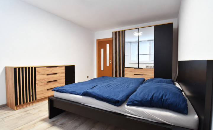 BEDES | Prenájom 2 izbový byt, 63m2, balkón, zariadený, MC - Handlová - fotografia 9