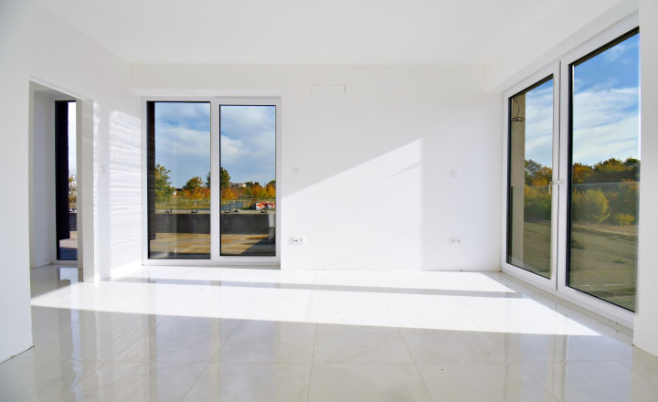 Beladice: novostavba domu 182 m², 3 terasy, garáž, 1 h od BA - fotografia 20
