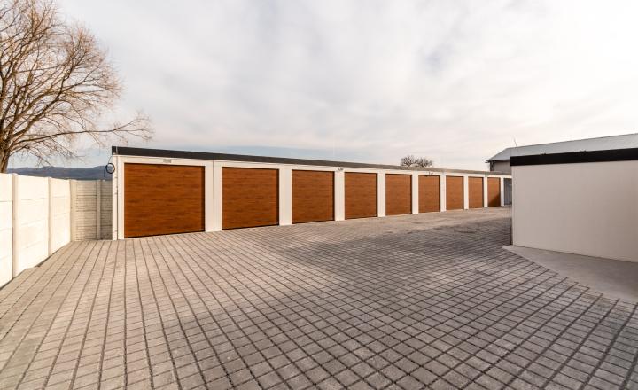 BEDES | Garáž/Sklad 10 m² v zabezpečenom areáli, Riečna ulica - fotografia 5